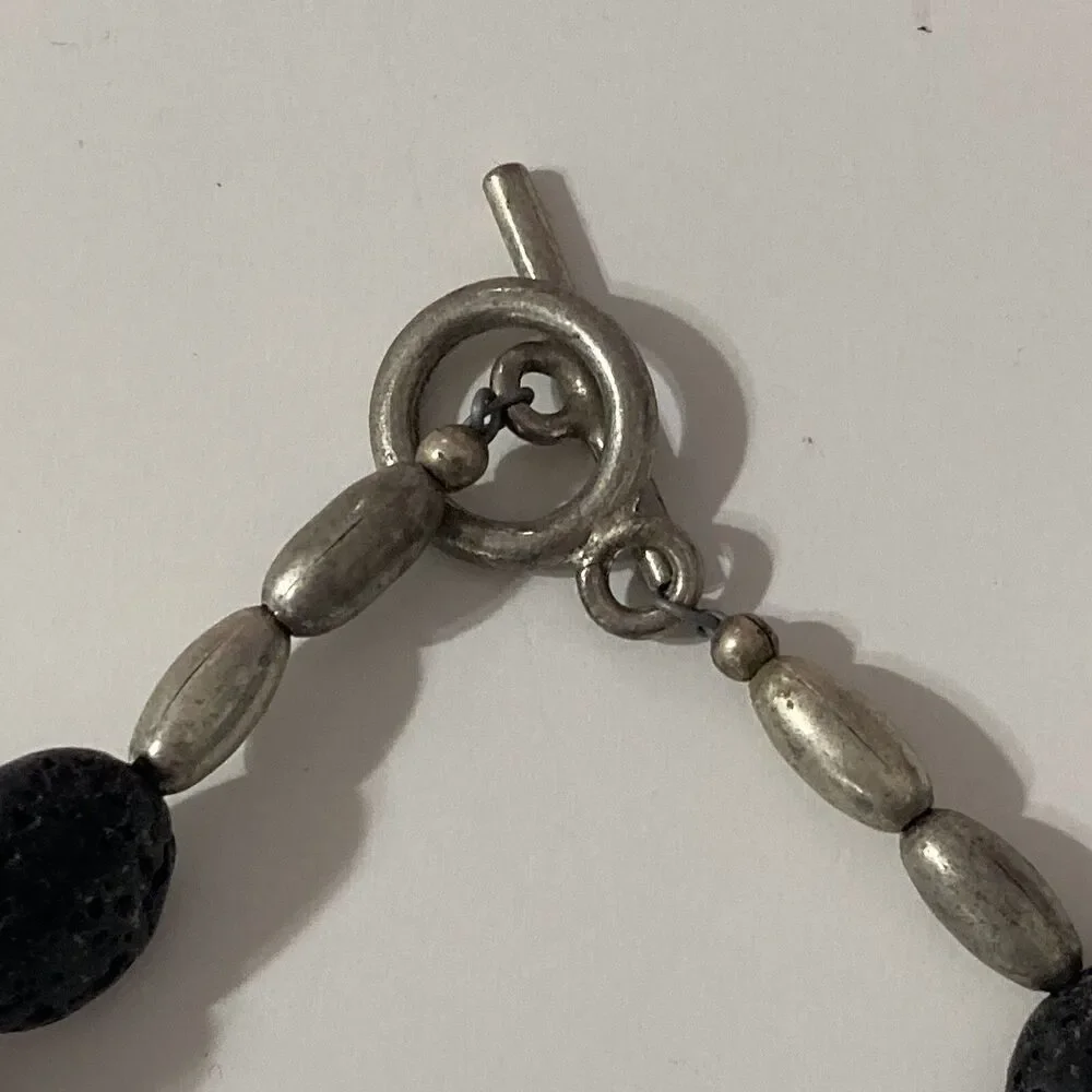 Circular Black Green Stone Beaded White Shell Pendant Necklace Silver Toggle